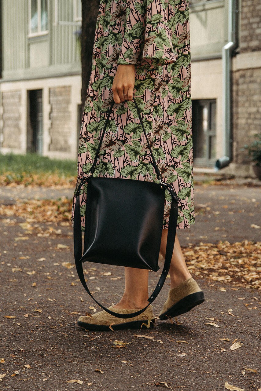 Handbag Escape Artist